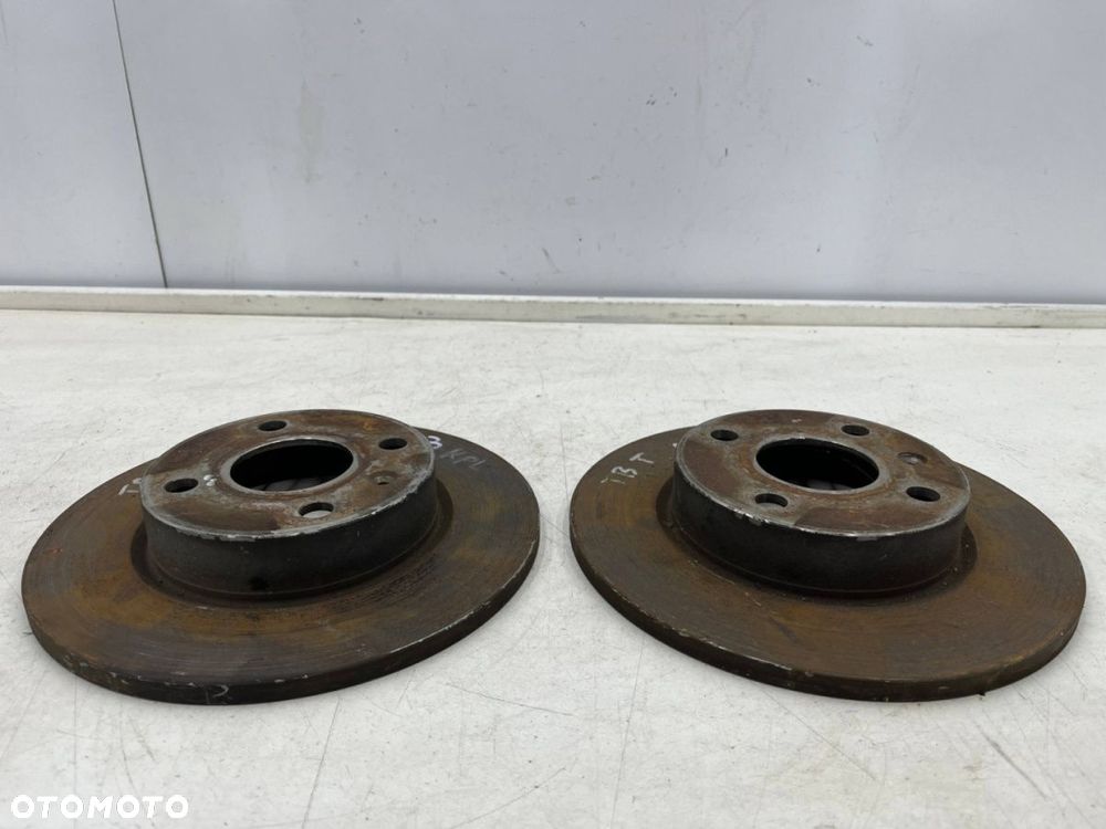 Tarcze hamulcowe Opel Tigra B TwinTop Corsa Combo 240mm Tarcza tył komplet - 2