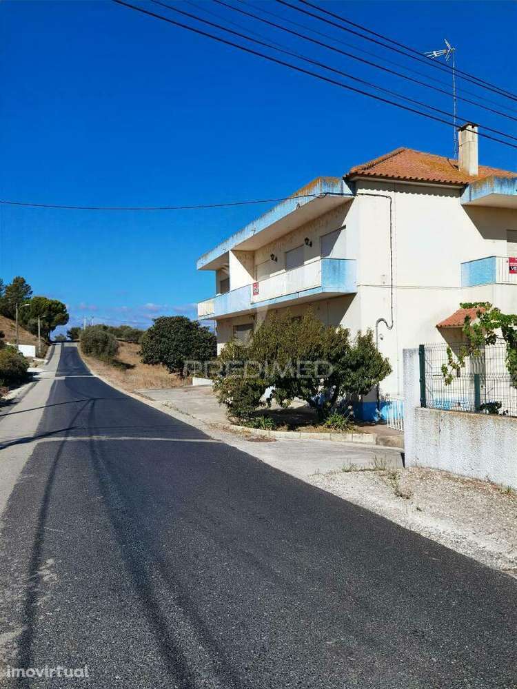 Moradia T7 Situada na Vila de Tremes- Santarém - Grande imagem: 4/40