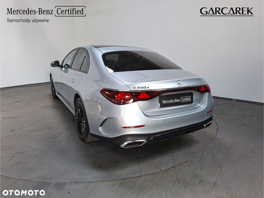 Mercedes-Benz Klasa E 220 d mHEV AMG 9G-Tronic - 5