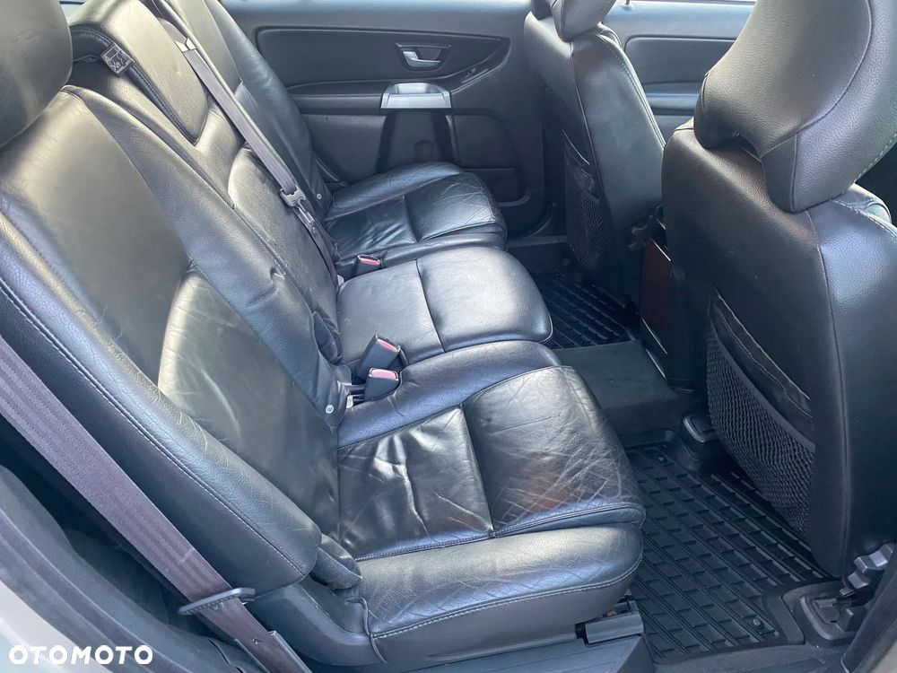 Volvo XC 90 - 8