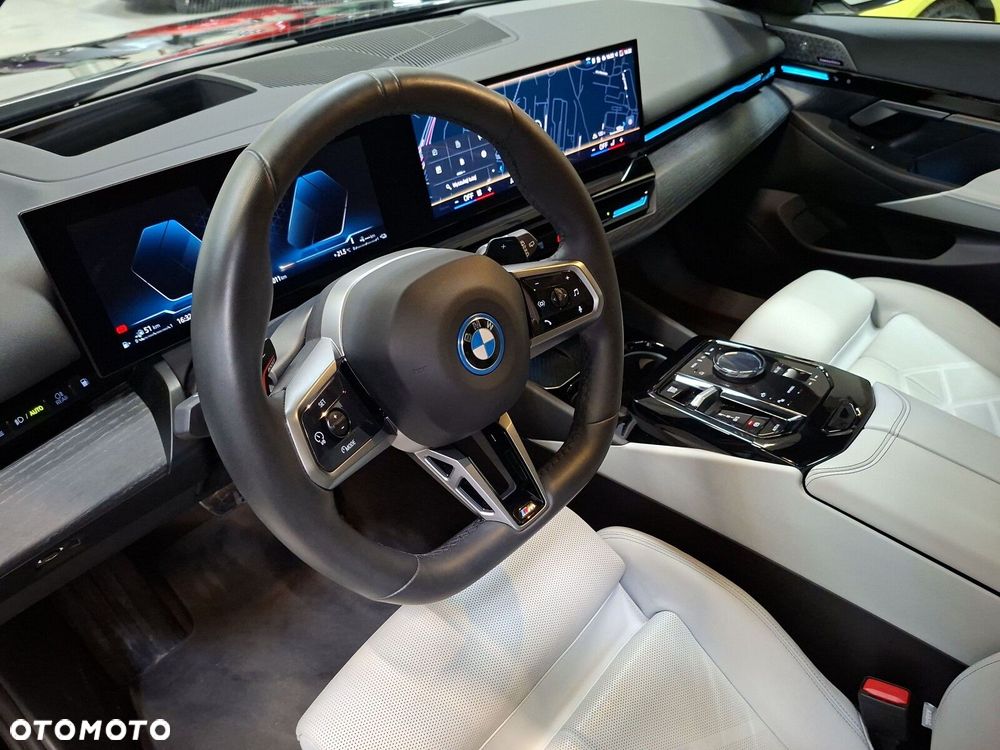 BMW Seria 5 - 10