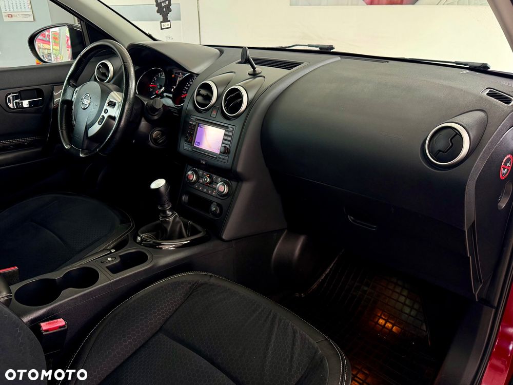 Nissan Qashqai 2.0 360 - 16
