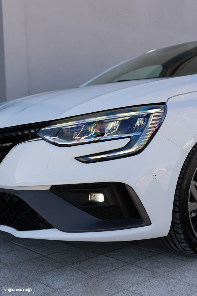 Renault Mégane Sport Tourer 1.6 E-Tech Plug-In Hybrid R.S. Line - 12