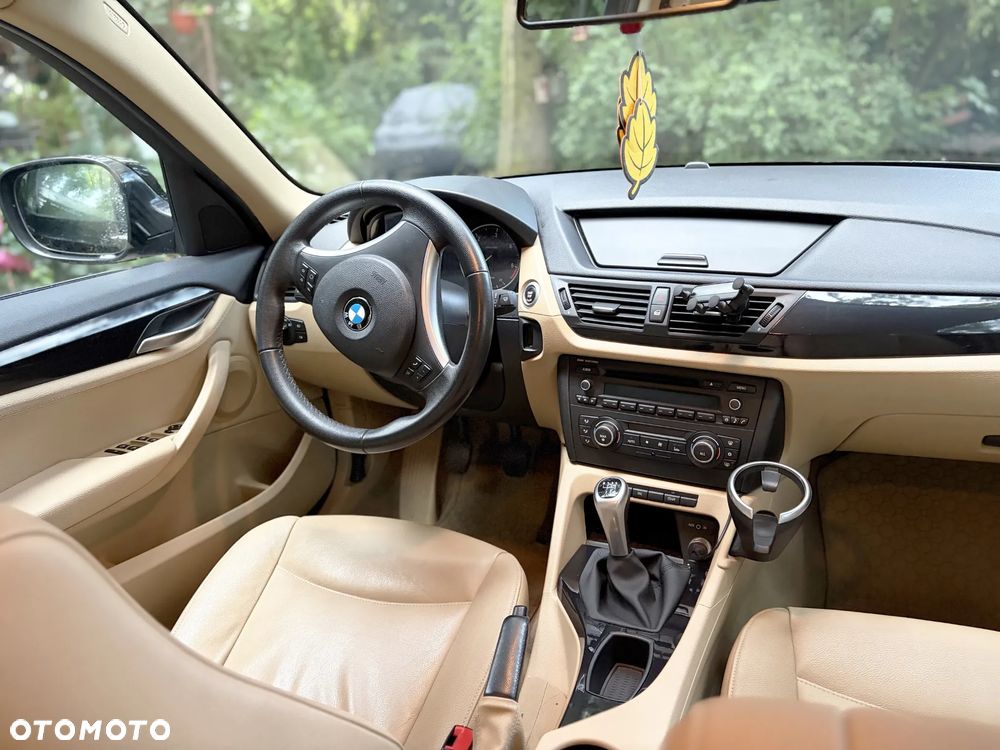 BMW X1 sDrive20d - 8
