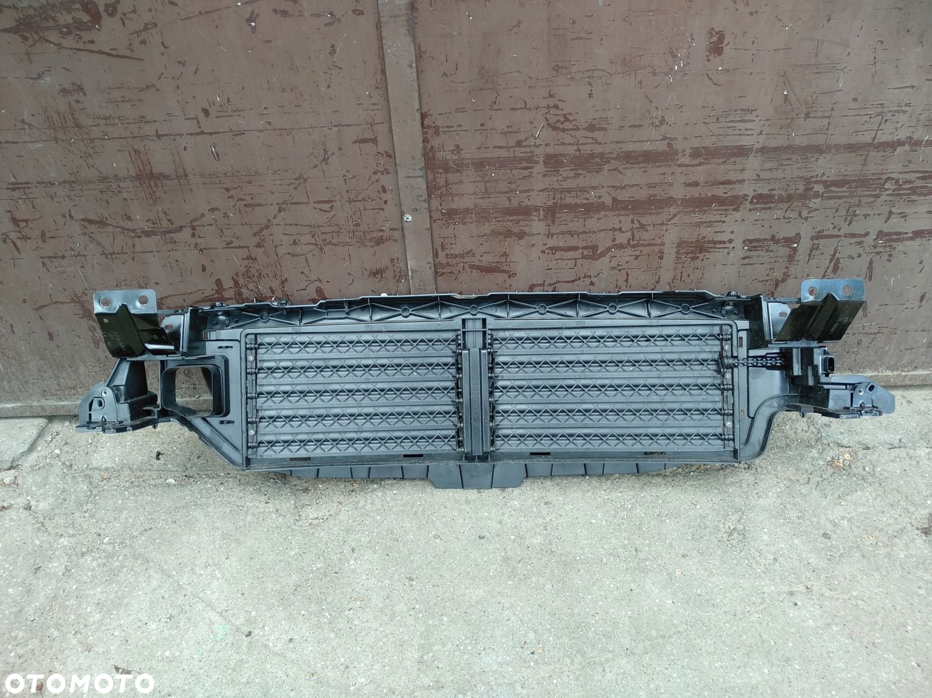 Wlot Roleta Żaluzja Volvo XC60 II 31425365 - 9