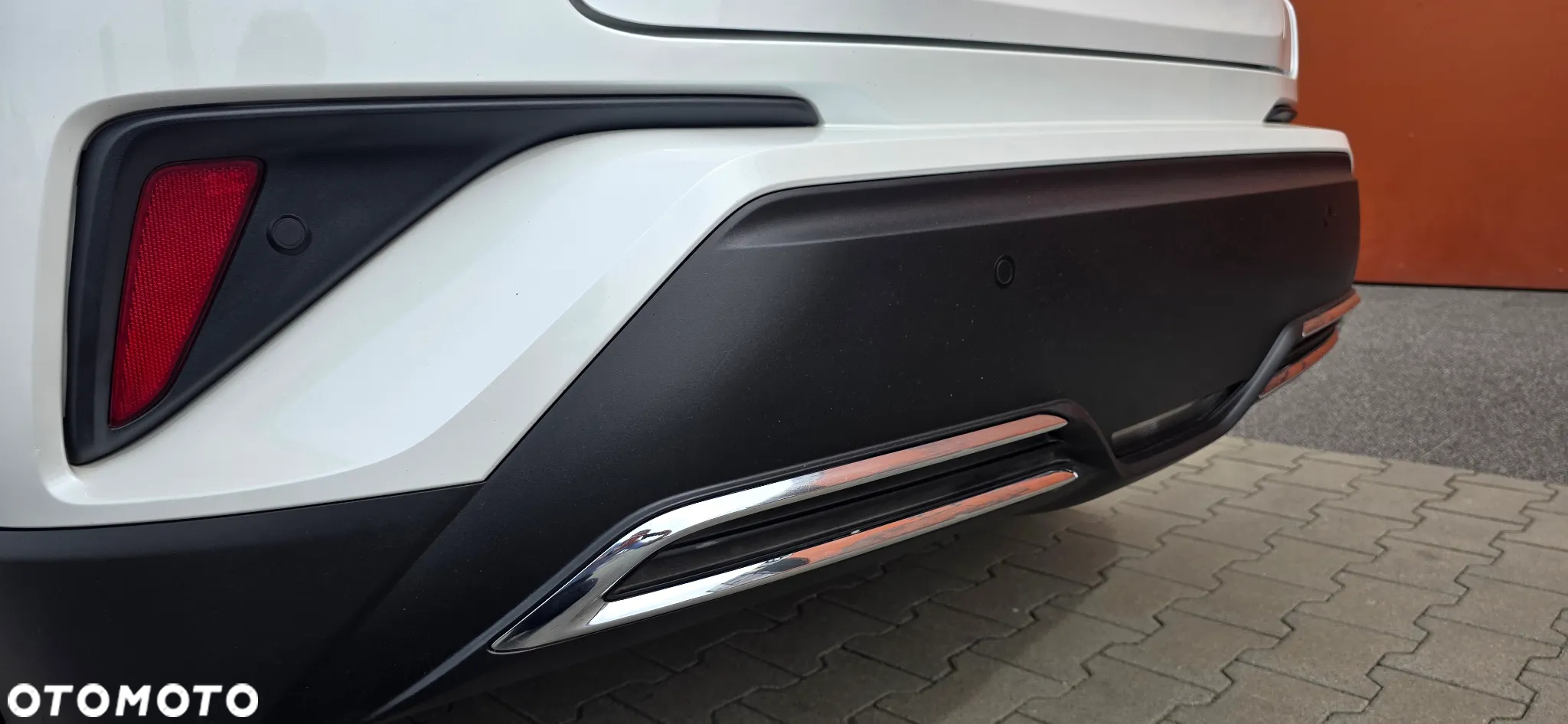 Toyota C-HR - 16