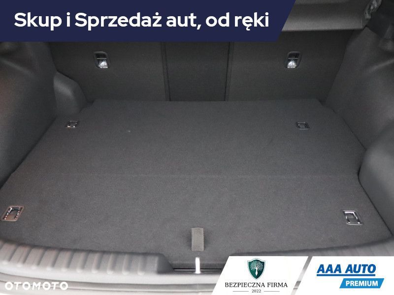 Kia XCeed - 16