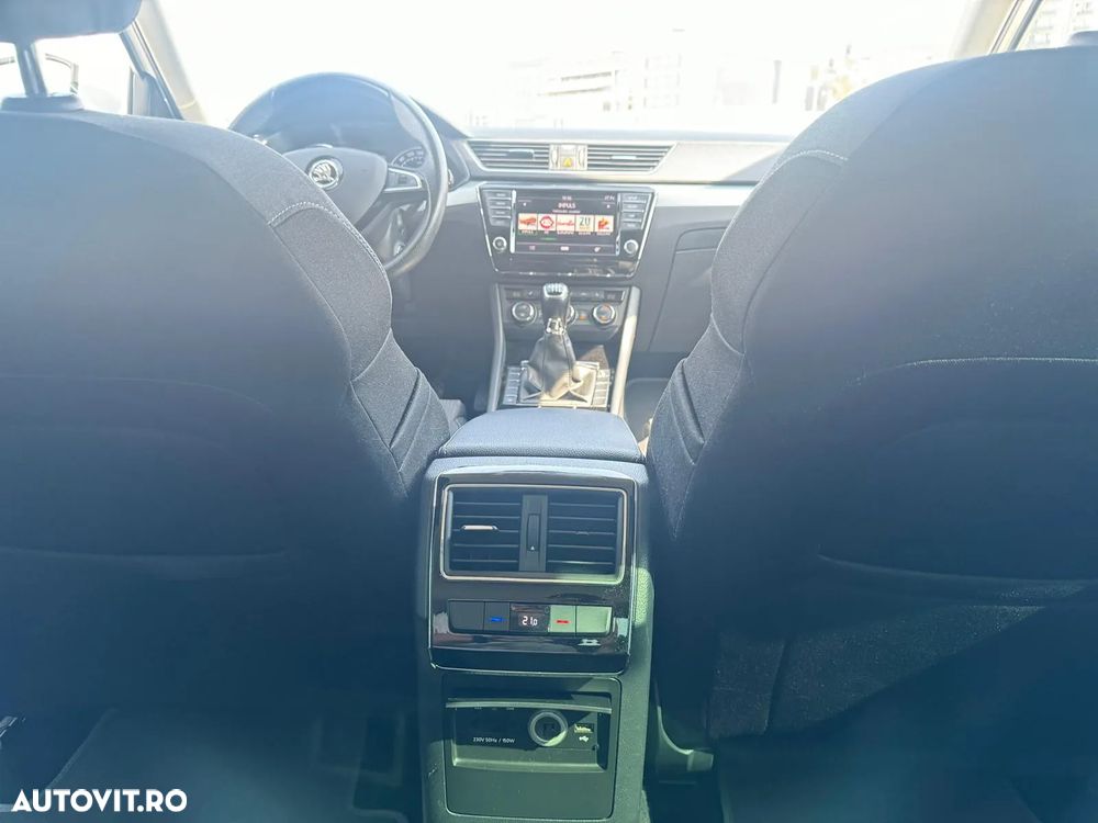 Skoda Superb 1.4 TSI Ambition - 16
