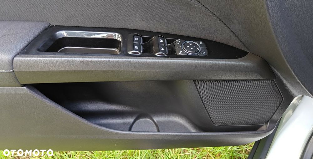 Ford Mondeo 2.0 TDCi Silver X (Amb.) - 8