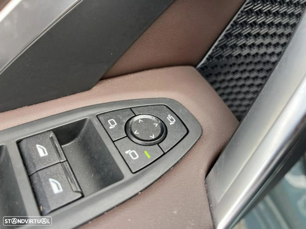 BMW iX2 xDrive30 Pack Desportivo M - 8