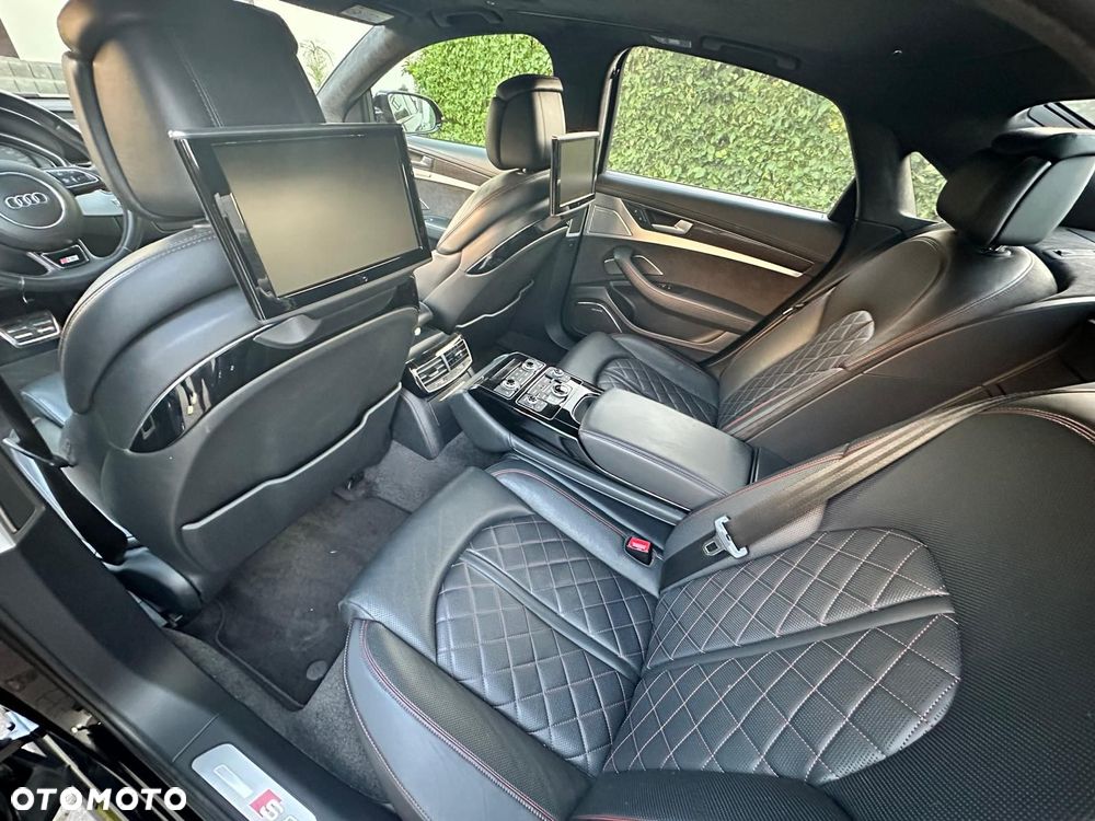 Audi S8 Plus 4.0 TFSI Quattro - 13