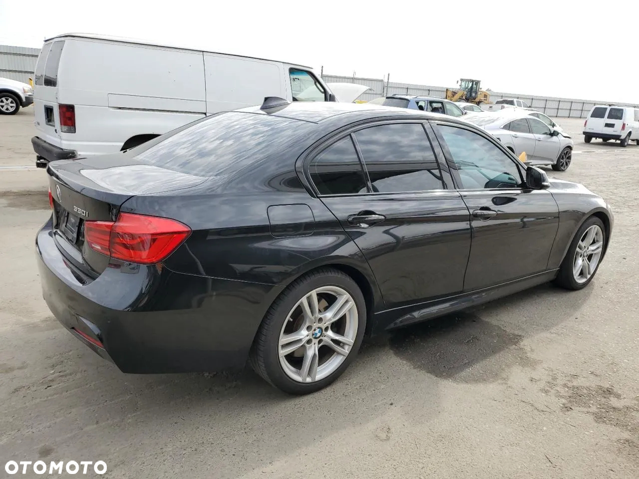 BMW Seria 3 330i GPF Sport Line Shadow - 4