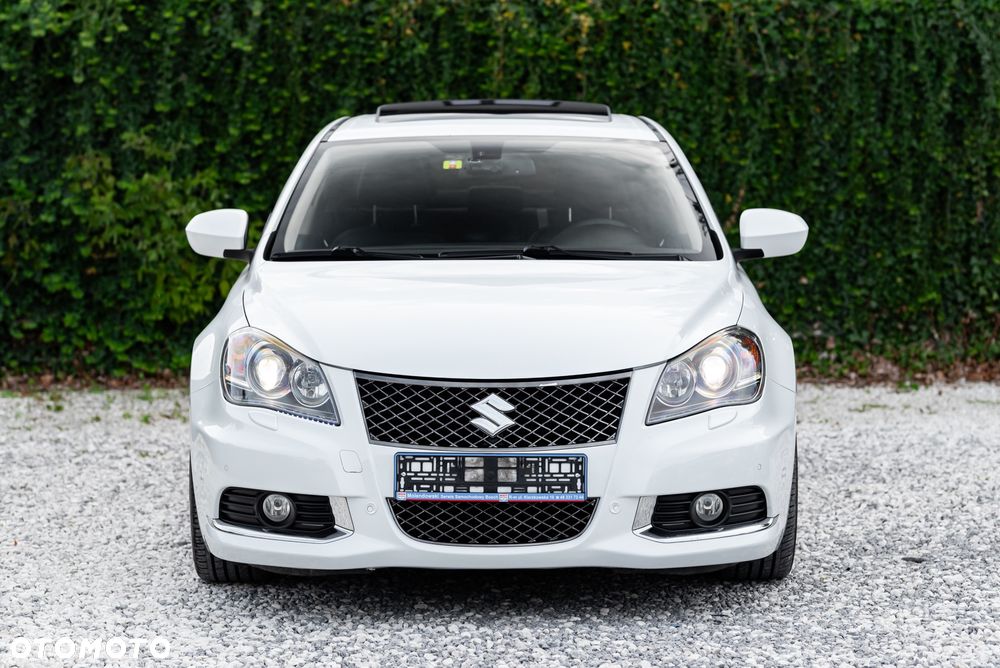 Suzuki Kizashi 2.4 4x4 CVT Sport - 7
