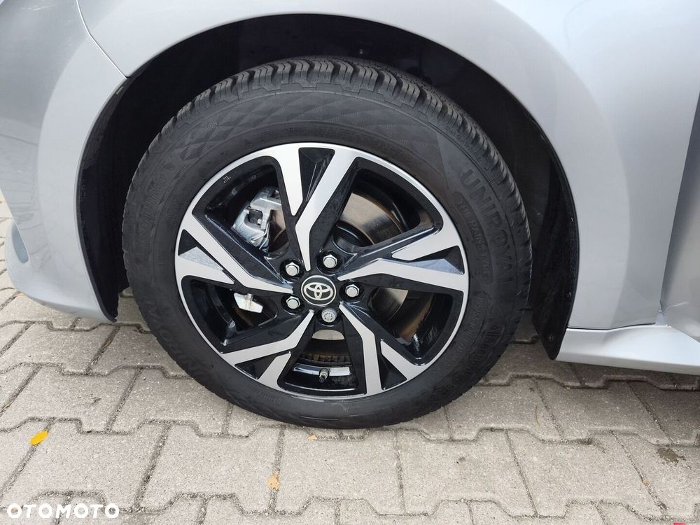 Toyota Yaris Hybrid 1.5 Style - 17