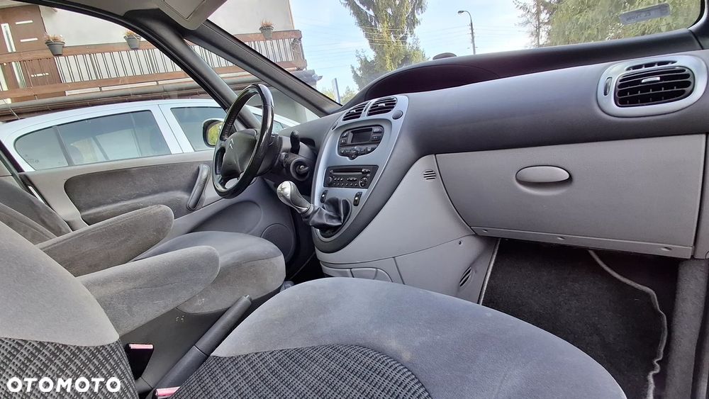 Citroën Xsara Picasso - 24