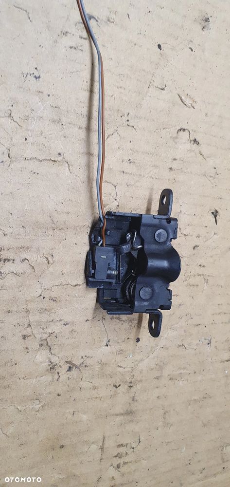 Zamek rygiel maski przód Mercedes ML W163 - 4