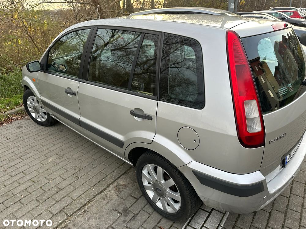 Ford Fusion 1.4 TDCI Ambiente - 4