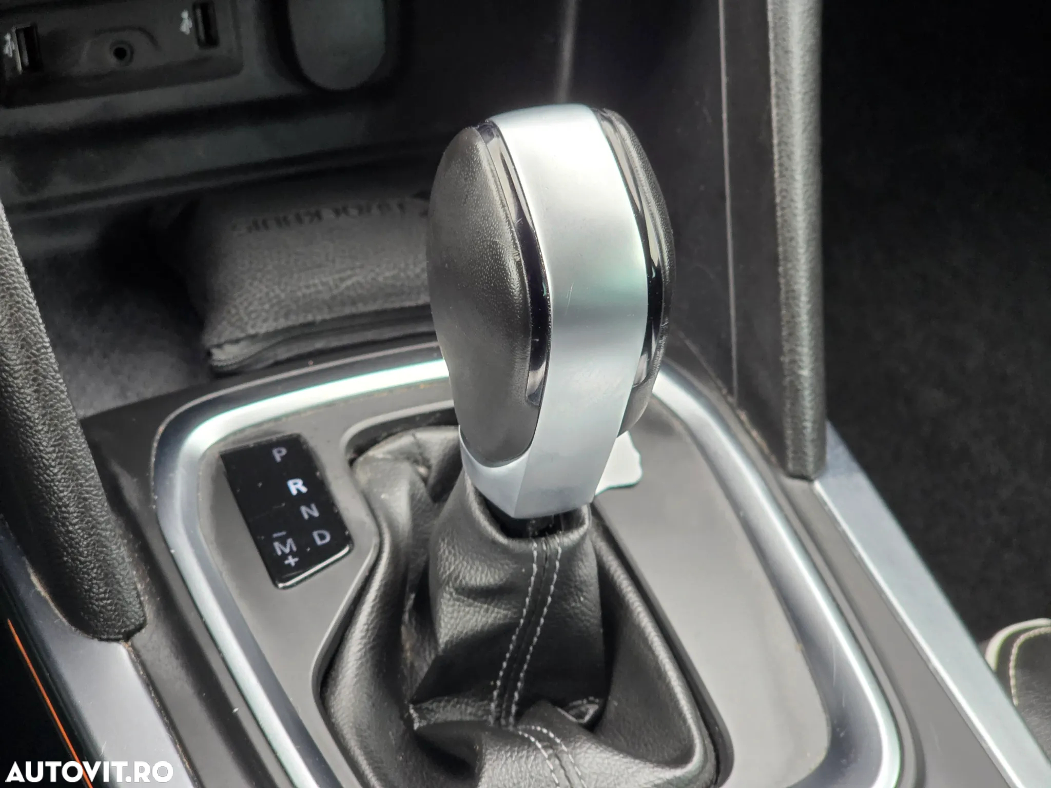 Renault Megane Grandtour dCi 110 FAP EDC BOSE Edition - 16