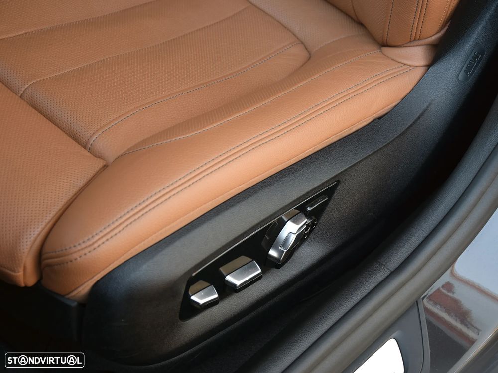 BMW 530 e iPerformance Line Luxury - 21
