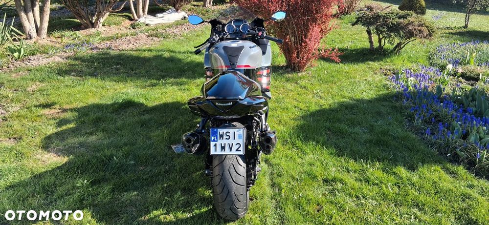 Kawasaki ZZR - 17