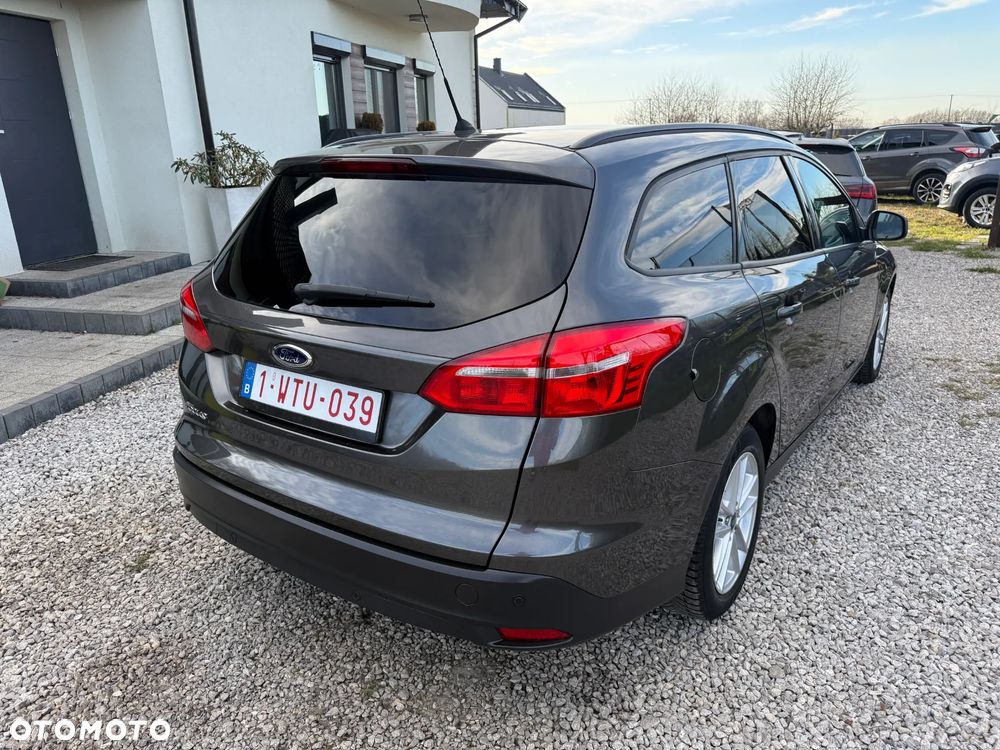 Ford Focus - 11