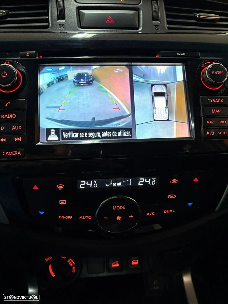 Nissan Navara 2.3 dCi CD 4WD Tekna AT - 15