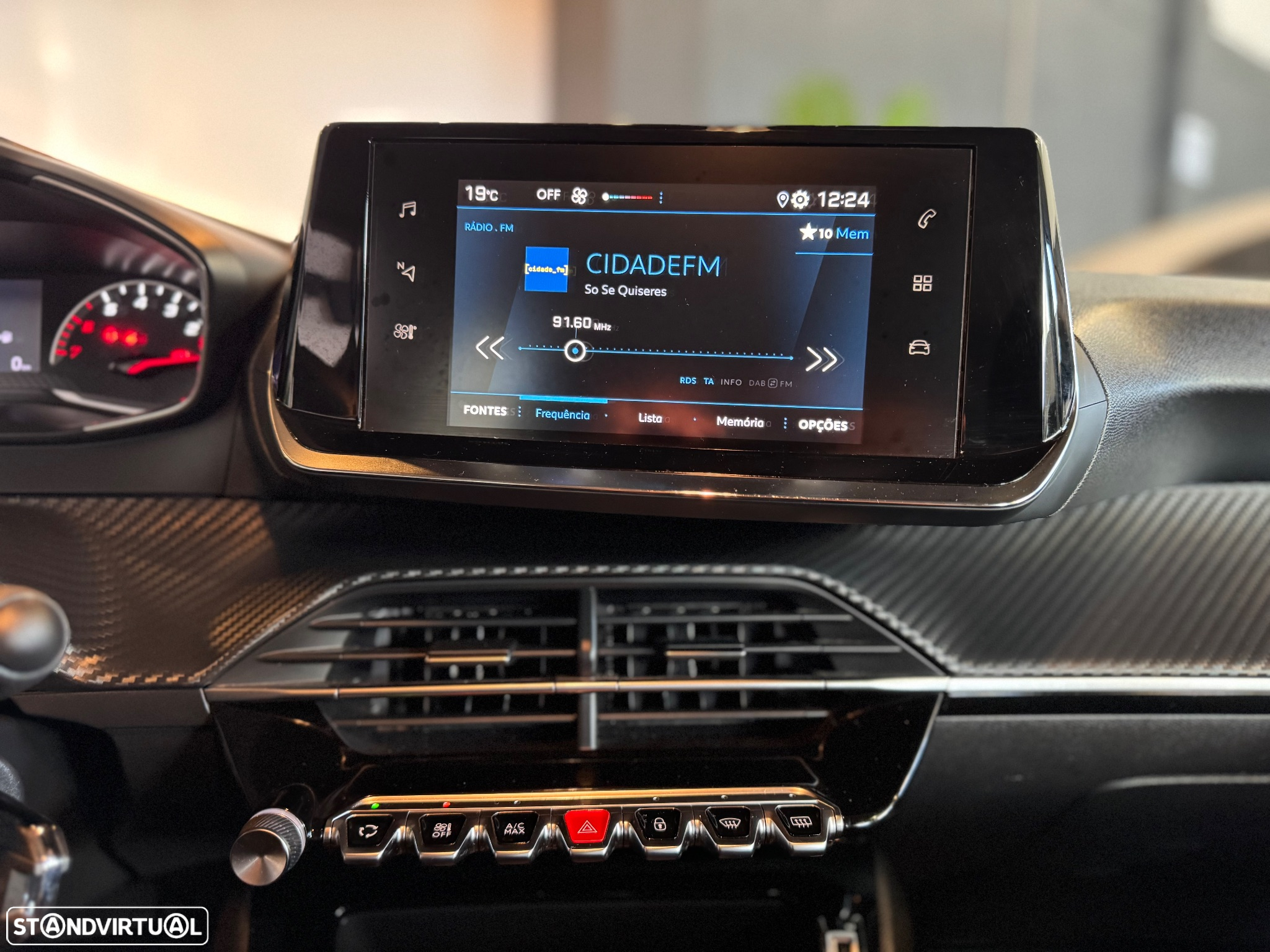 Peugeot 208 1.5 BlueHDi Active - 16