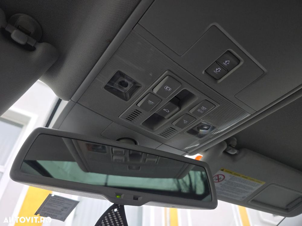 Volkswagen Golf 2.0 TDI (BlueMotion Technology) Highline - 24