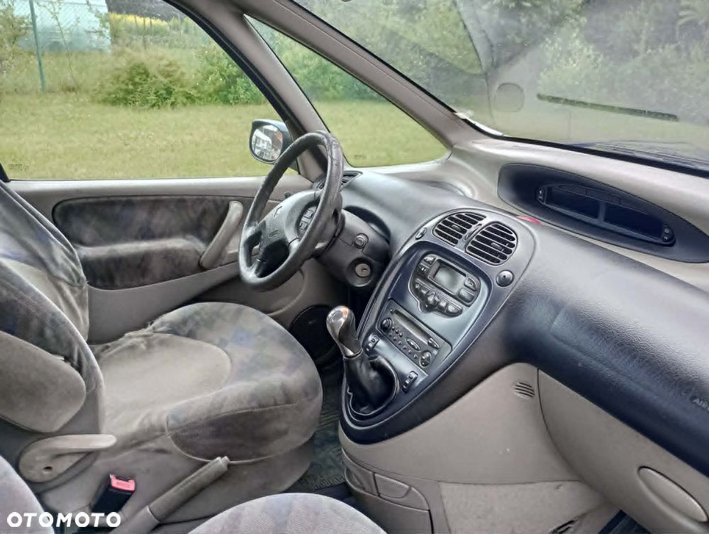 Citroën Xsara Picasso - 8
