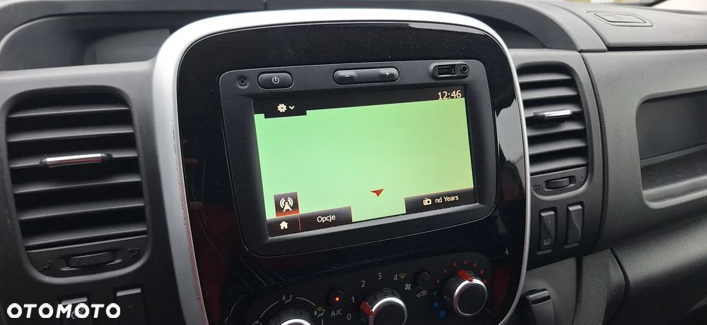Renault Trafic - 13