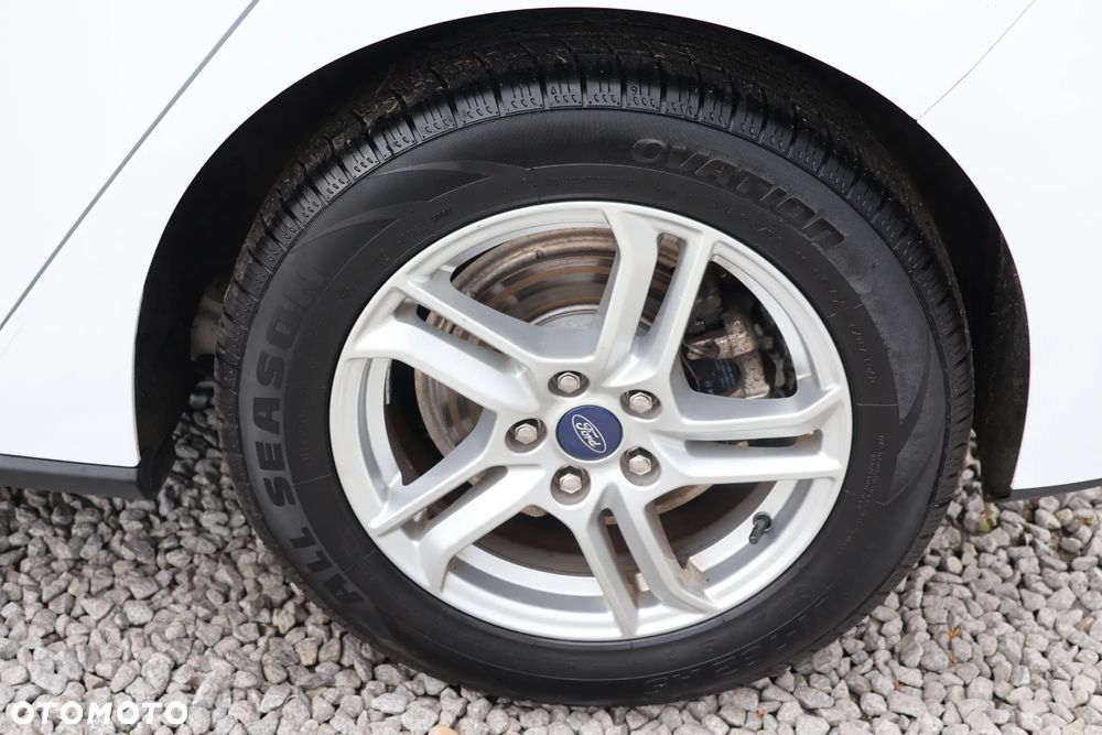 Ford Focus - 21