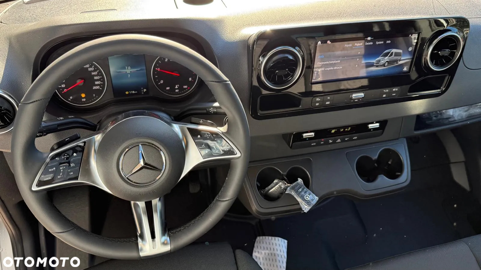 Mercedes-Benz SPRINTER FURGON 319 CDI EKSTRA DŁUGI - 12
