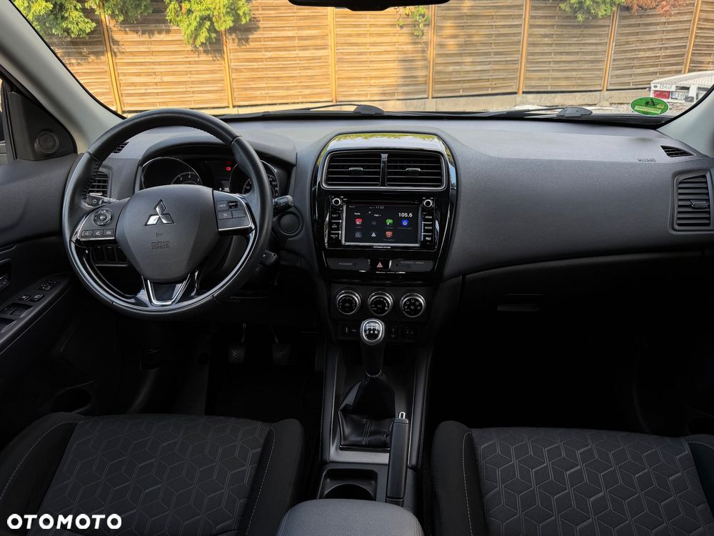 Mitsubishi ASX - 9