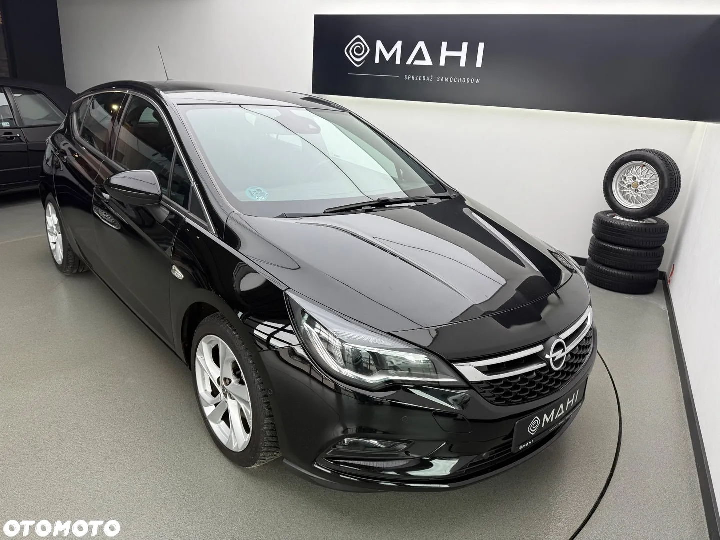 Opel Astra 1.6 D (CDTI) Dynamic - 2