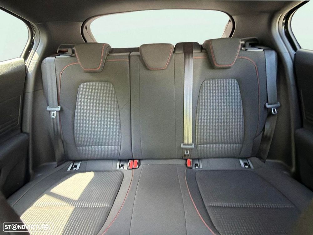 Ford Focus 1.5 TDCi ECOBlue ST-Line - 19