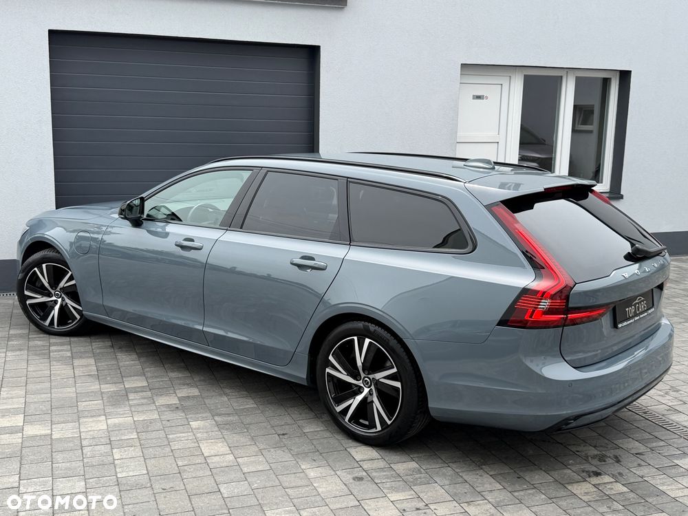 Volvo V90 T8 AWD Plug-In Hybrid R-Design - 29