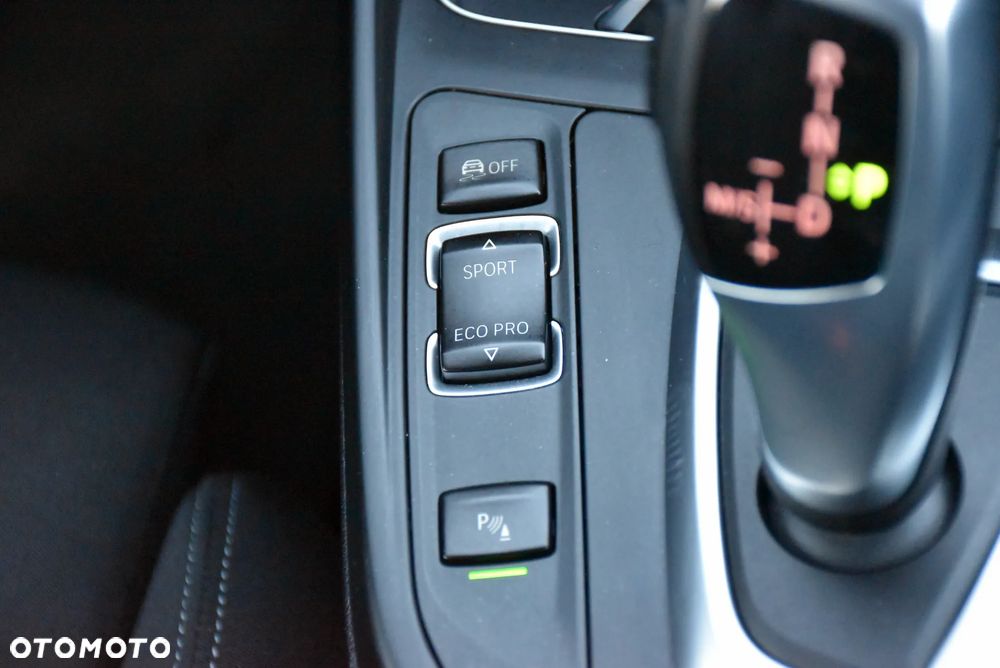 BMW Seria 1 116d Sport Line - 26