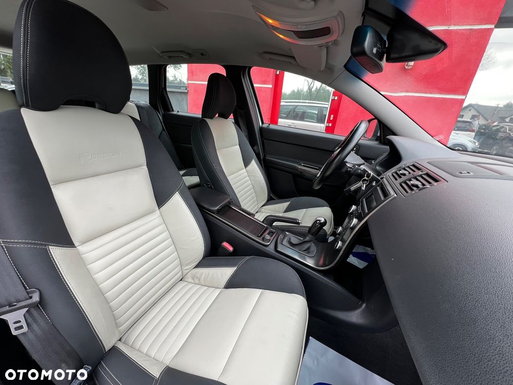 Volvo V50 DPF D2 RDesign Edition - 21