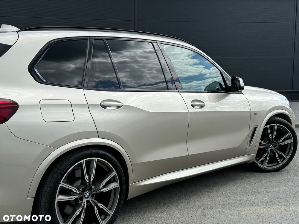 BMW X5 M M50d - 23