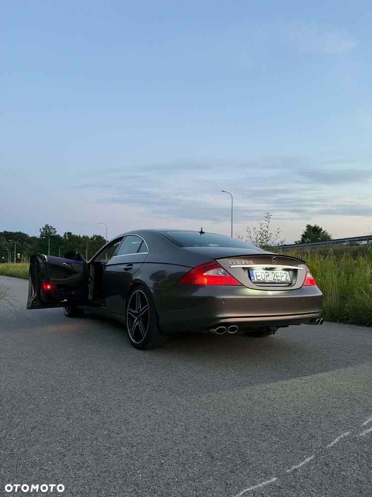 Mercedes-Benz CLS - 16