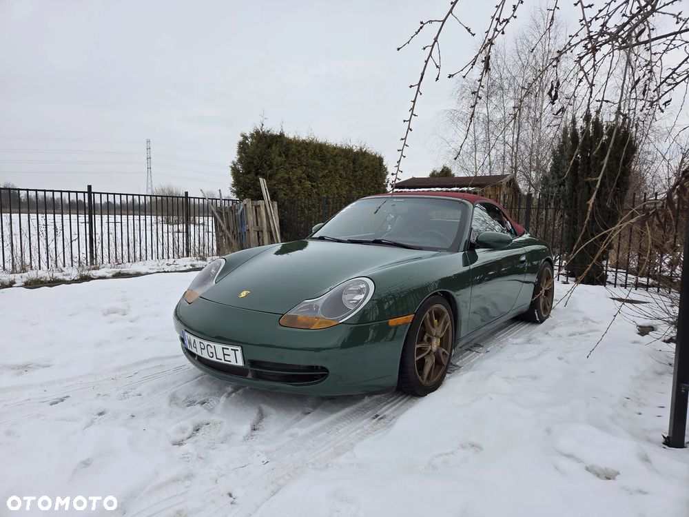 Porsche 911 Carrera 4 - 2