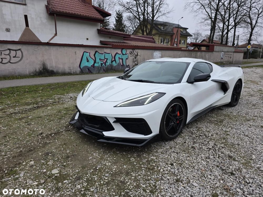 Chevrolet Corvette - 9