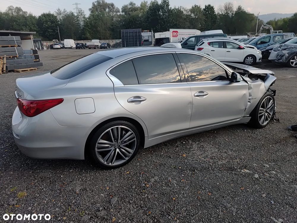 Infiniti Q50 Hybrid AWD Premium - 9