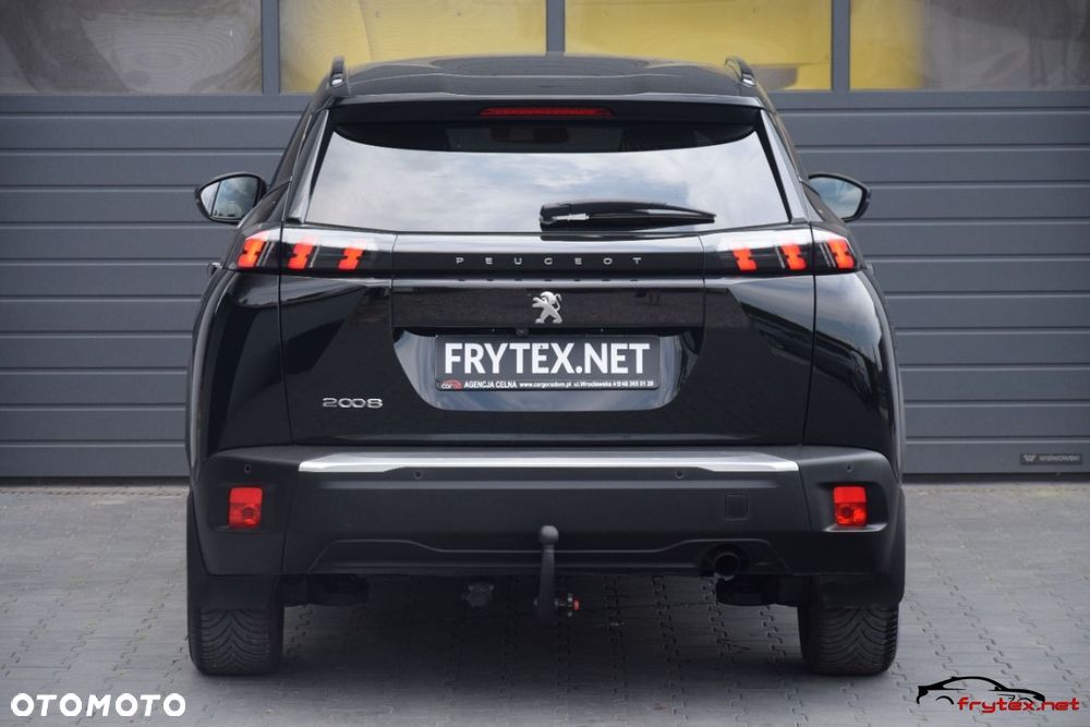 Peugeot 2008 - 12