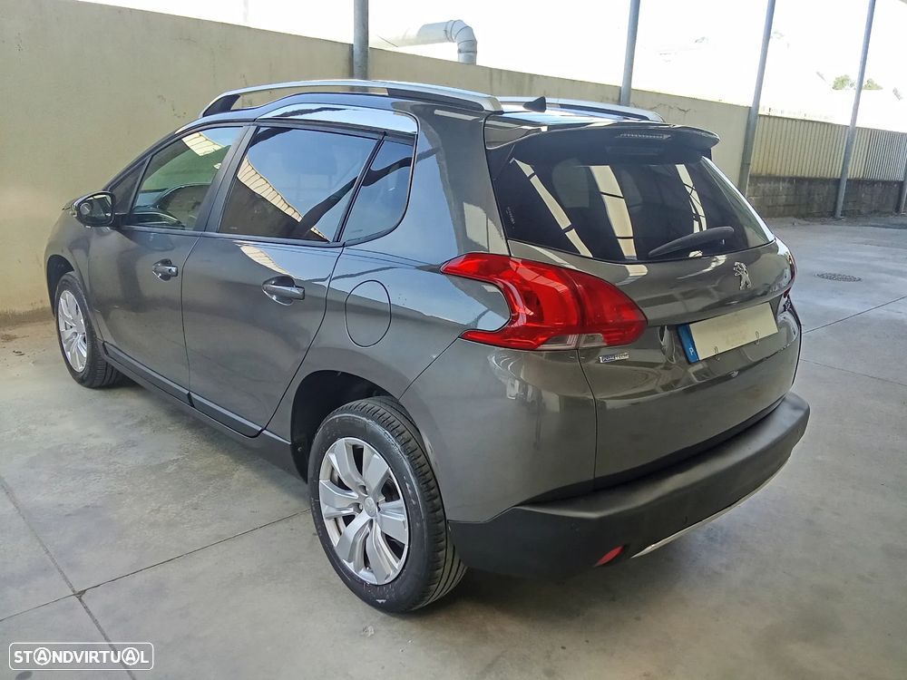 Peugeot 2008 1.2 VTi Active - 3
