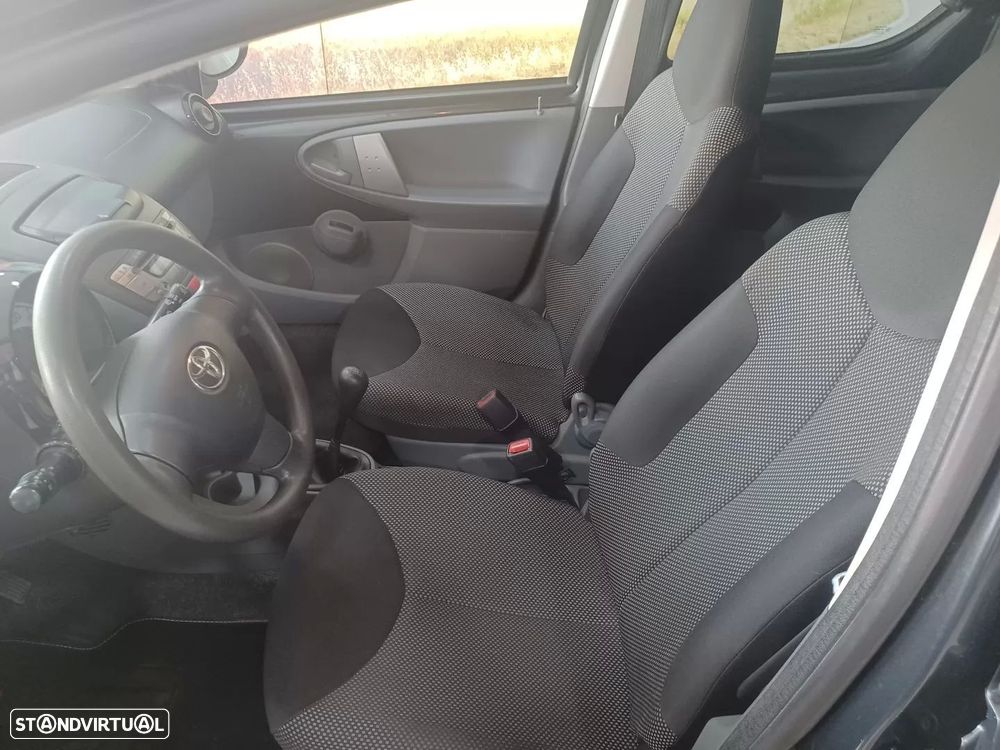 Toyota Aygo 1.0 Power Pack+AC+JLL - 12