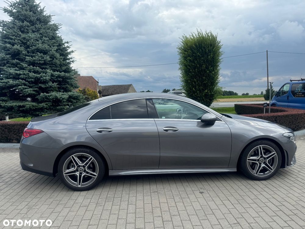 Mercedes-Benz CLA 200 AMG Line 7G-DCT - 4