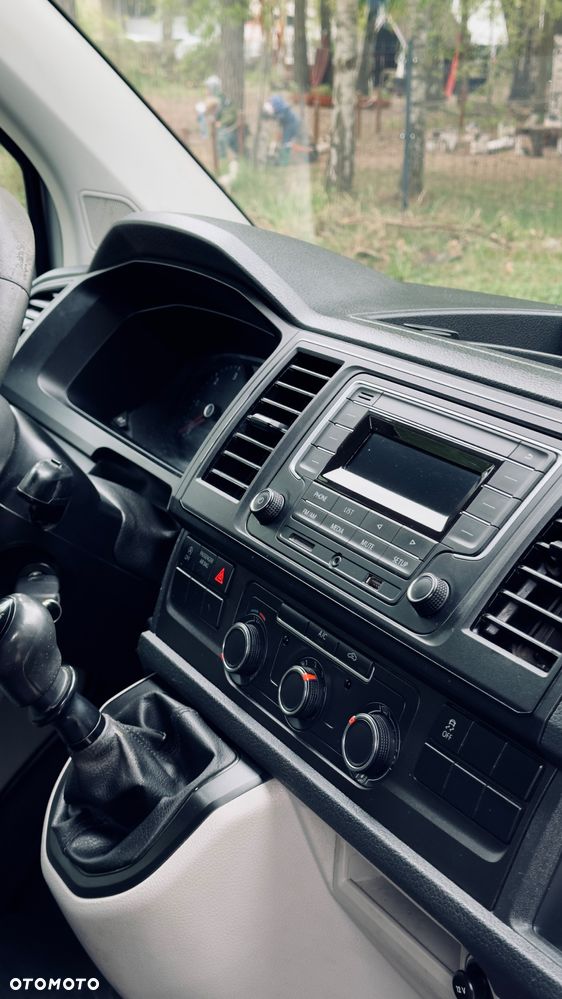 Volkswagen Transporter L2H1 - 2