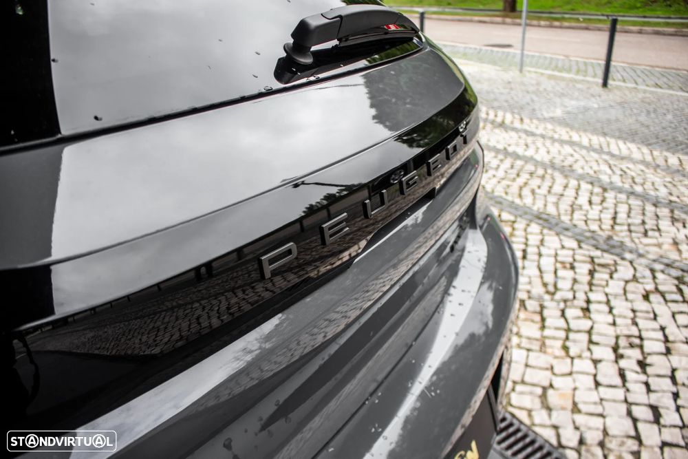 Peugeot 208 1.2 Hybrid GT e-DCS6 - 12