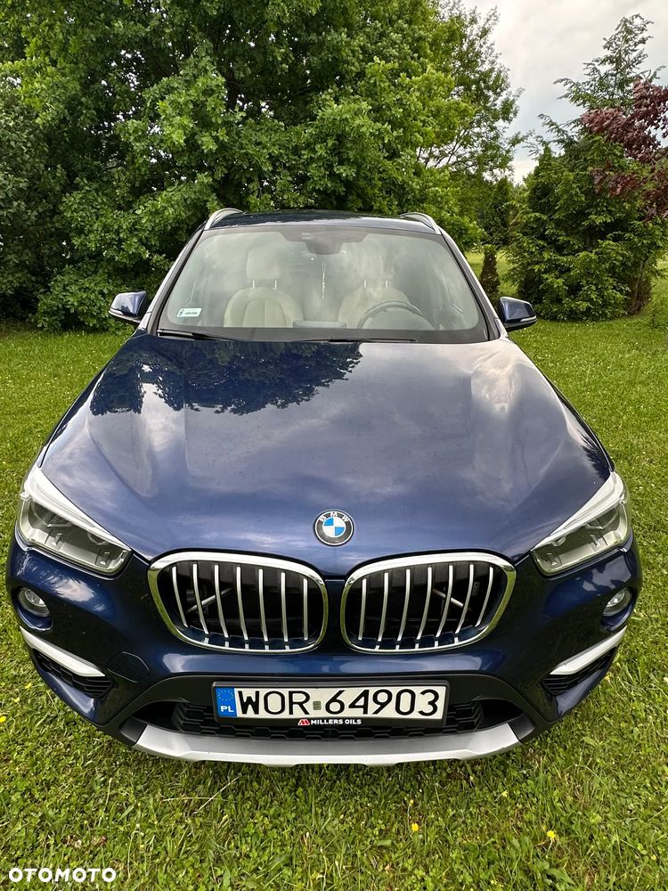 BMW X1 xDrive25i xLine - 5